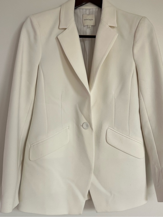 Favorite Daughter Jackets & Blazers - Favorite Daughter White Tailored Blazer - “The Favorite Classic Blazer”